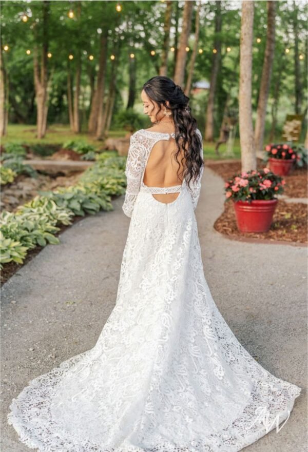 AW Regan Wedding Dress - Image 2