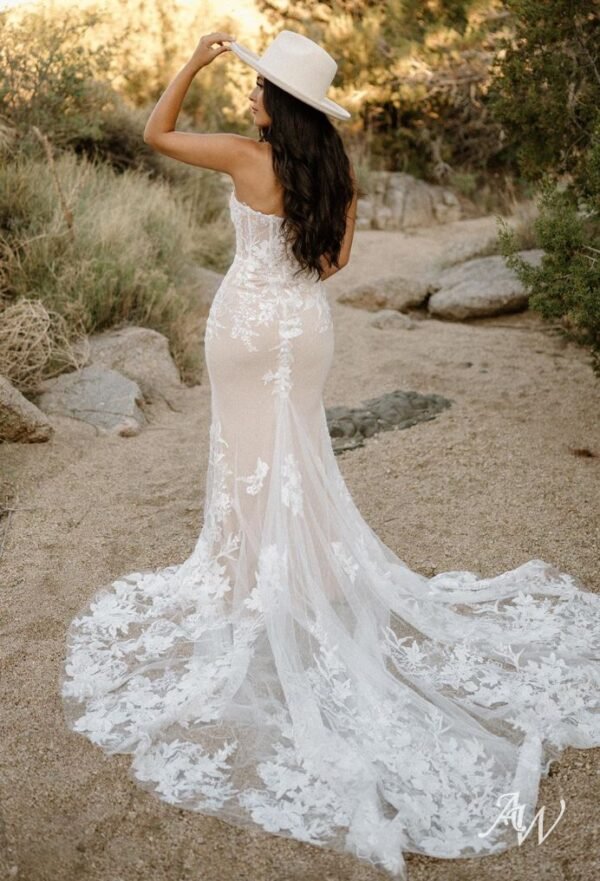 AW Monica Wedding Dress - Image 5