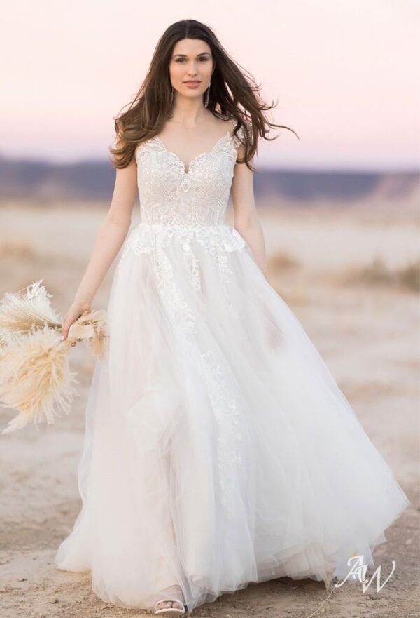 AW Dulcy Wedding Dress - Image 4