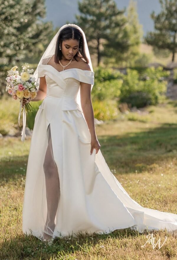 AW Lina Wedding Dress - Image 4
