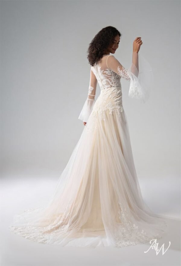 AW Pomposo Wedding Dress - Image 2