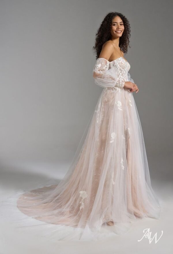 AW Isha Wedding Dress - Image 7