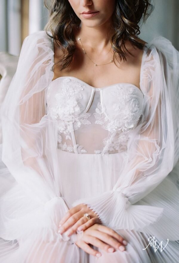 AW Janet Wedding Dress - Image 5
