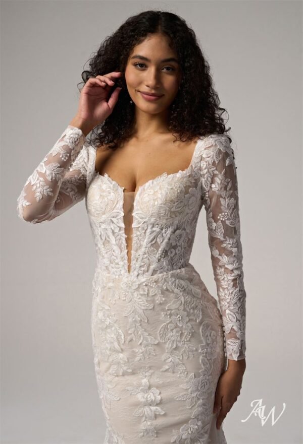 AW Succory Wedding Dress - Image 5