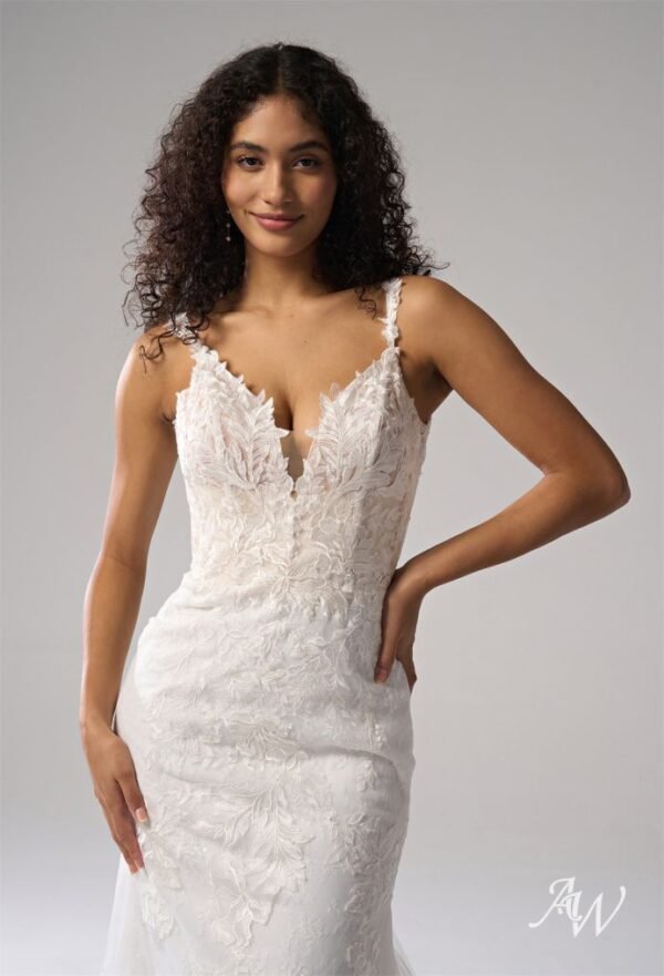 AW Clast Wedding Dress - Image 3