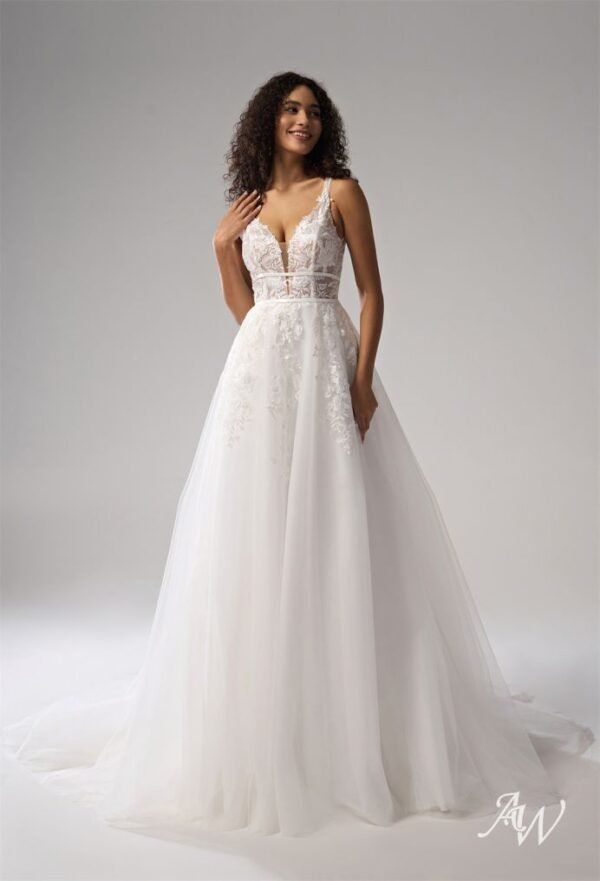 AW Core Wedding Dress - Image 5