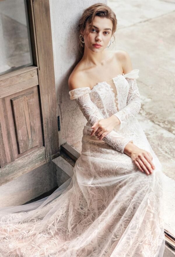 AW Lucine Wedding Dress - Image 3