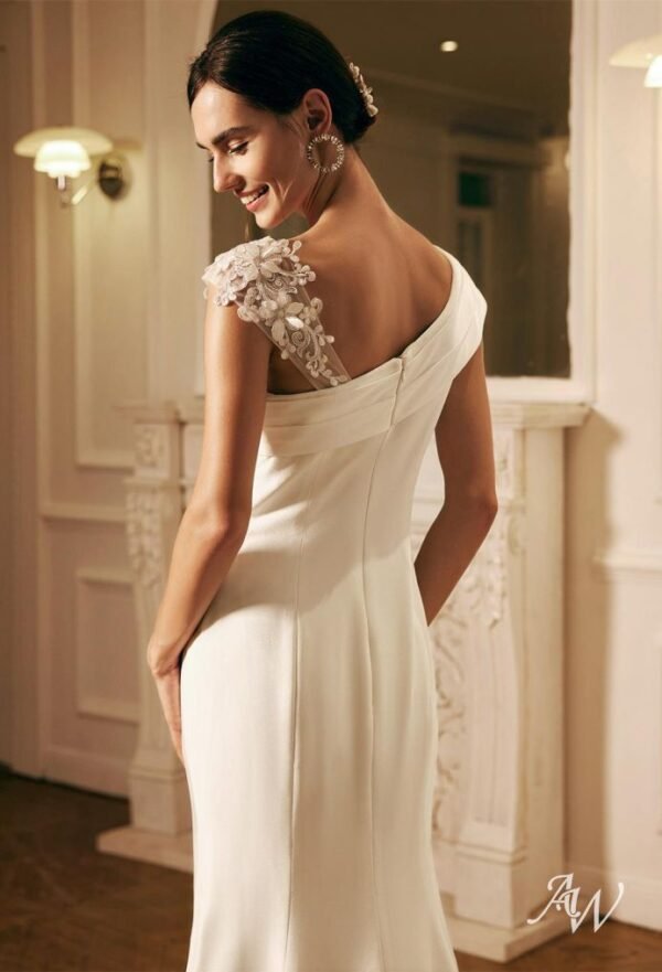 AW Hepzia Wedding Dress - Image 3