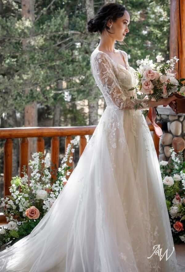 AW Dianthe Wedding Dress - Image 7