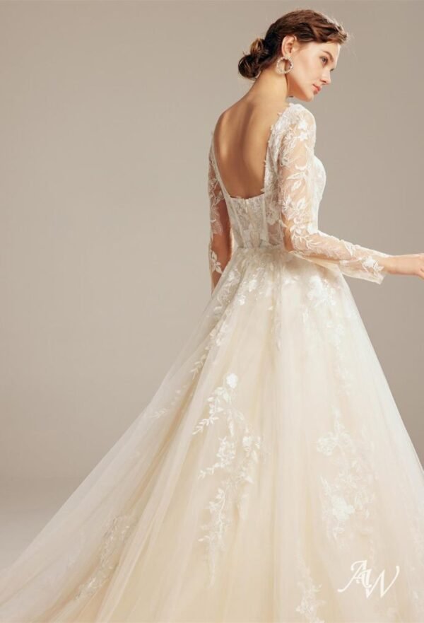 AW Shah Wedding Dress - Image 4