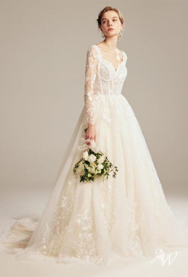 AW Shah Wedding Dress - Image 5