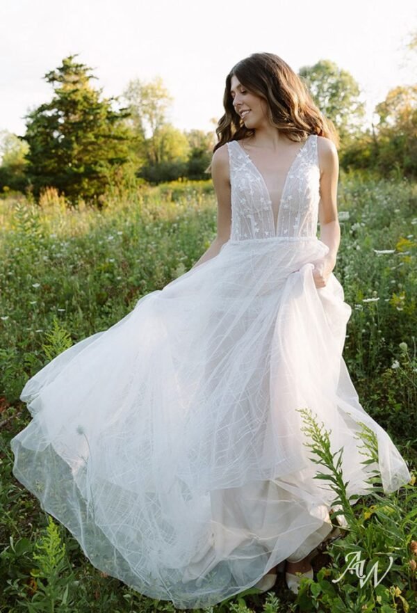 AW Lindy Wedding Dress