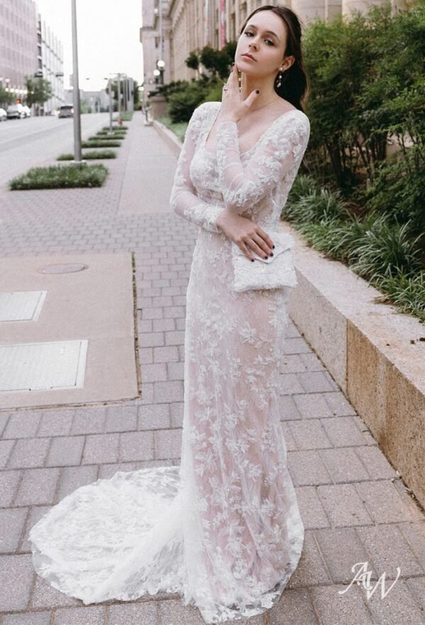AW Lugal Wedding Dress - Image 5