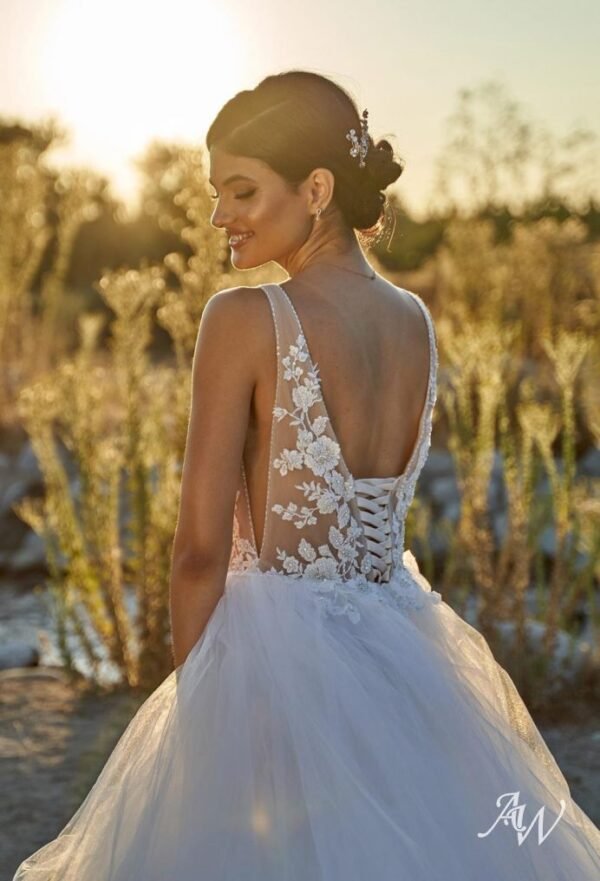AW Jacqueline Wedding Dress - Image 4