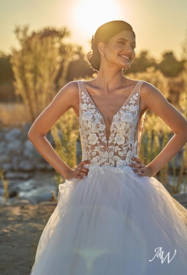 AW Jacqueline Wedding Dress - Image 6