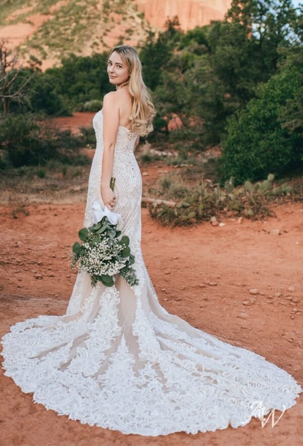 AW Florina Wedding Dress - Image 2