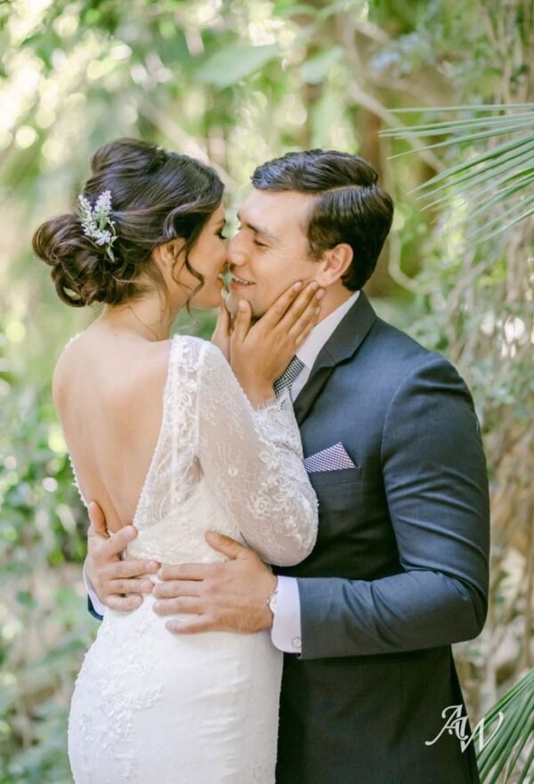 AW Antonia Wedding Dress - Image 6