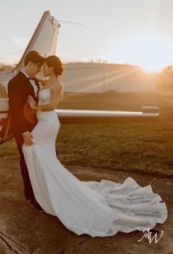 AW Anias Wedding Dress - Image 6
