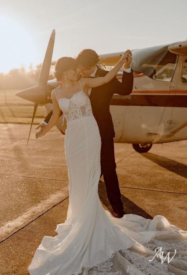 AW Anias Wedding Dress - Image 7