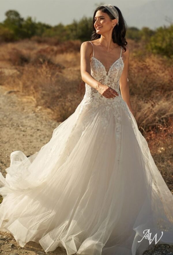 AW Lucia Wedding Dress - Image 3